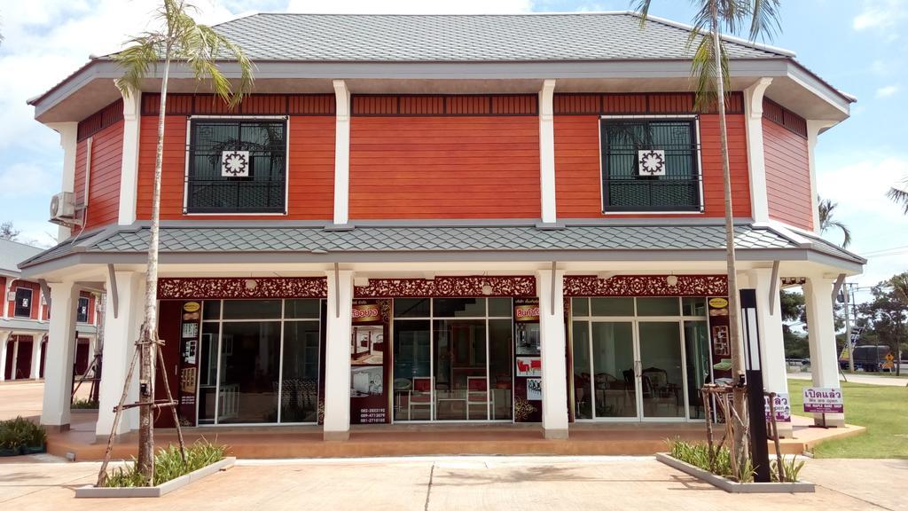 Suratthani Airport Campsite Surat Thani Extérieur photo